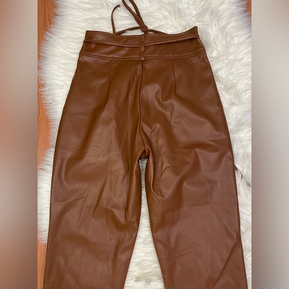 NWT DO+BE High Rise Vegan Leather Cropped Pants Brown Size Small - Picture 6 of 9